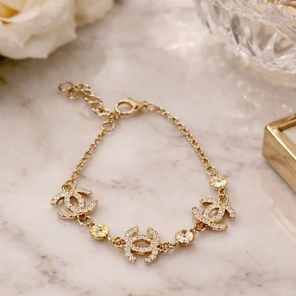 Designer Inspired Rhinestone Charm Fashion Bracelet Gold Tone Adjustable Chain - Picture 2 of 5